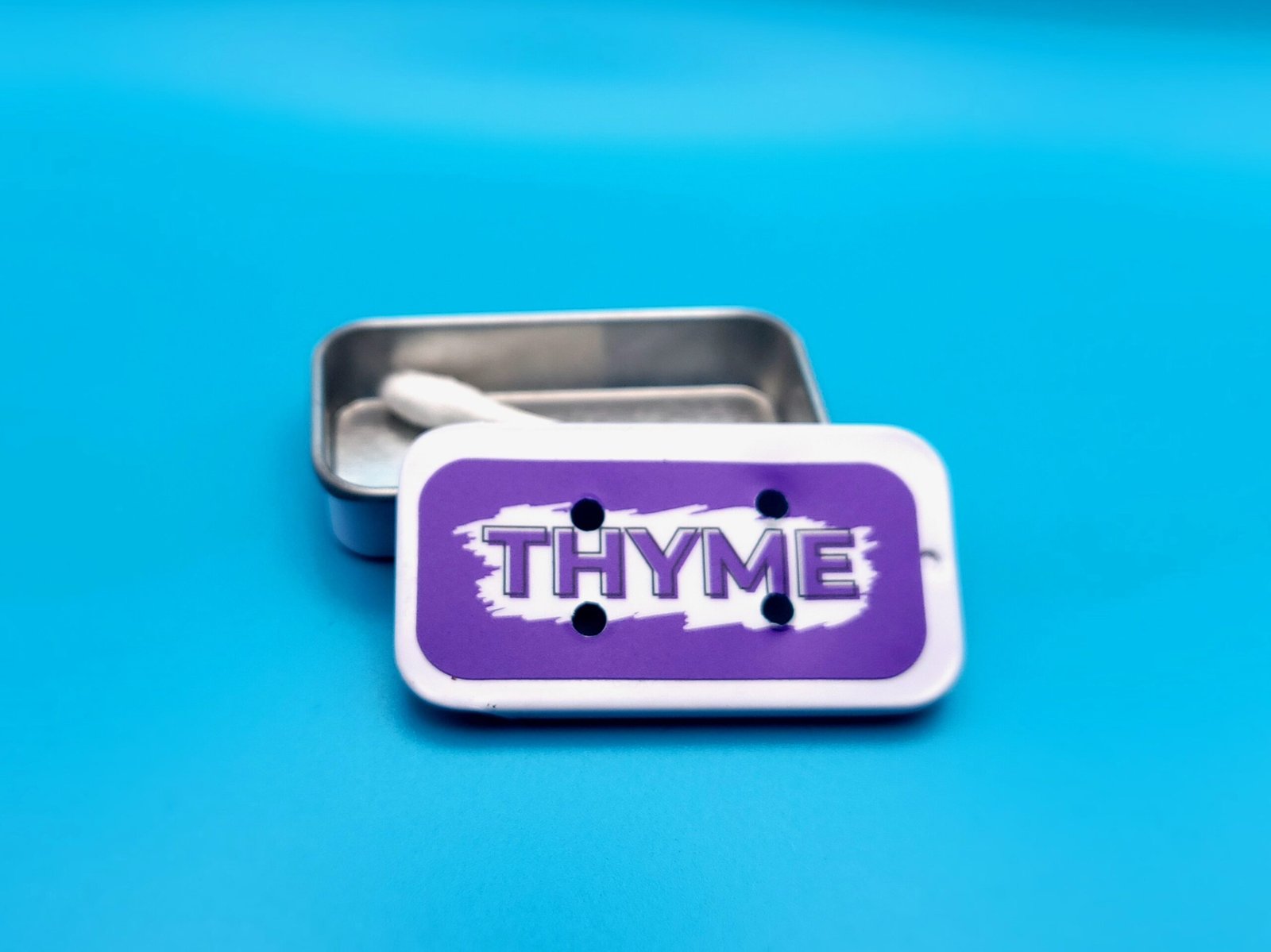 Thyme tin with swab